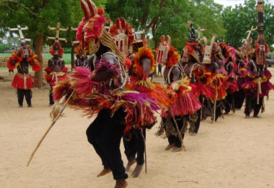 Westafrika, Mali: Expeditionsreise - Dogontnzer in traditioneller Kleidung